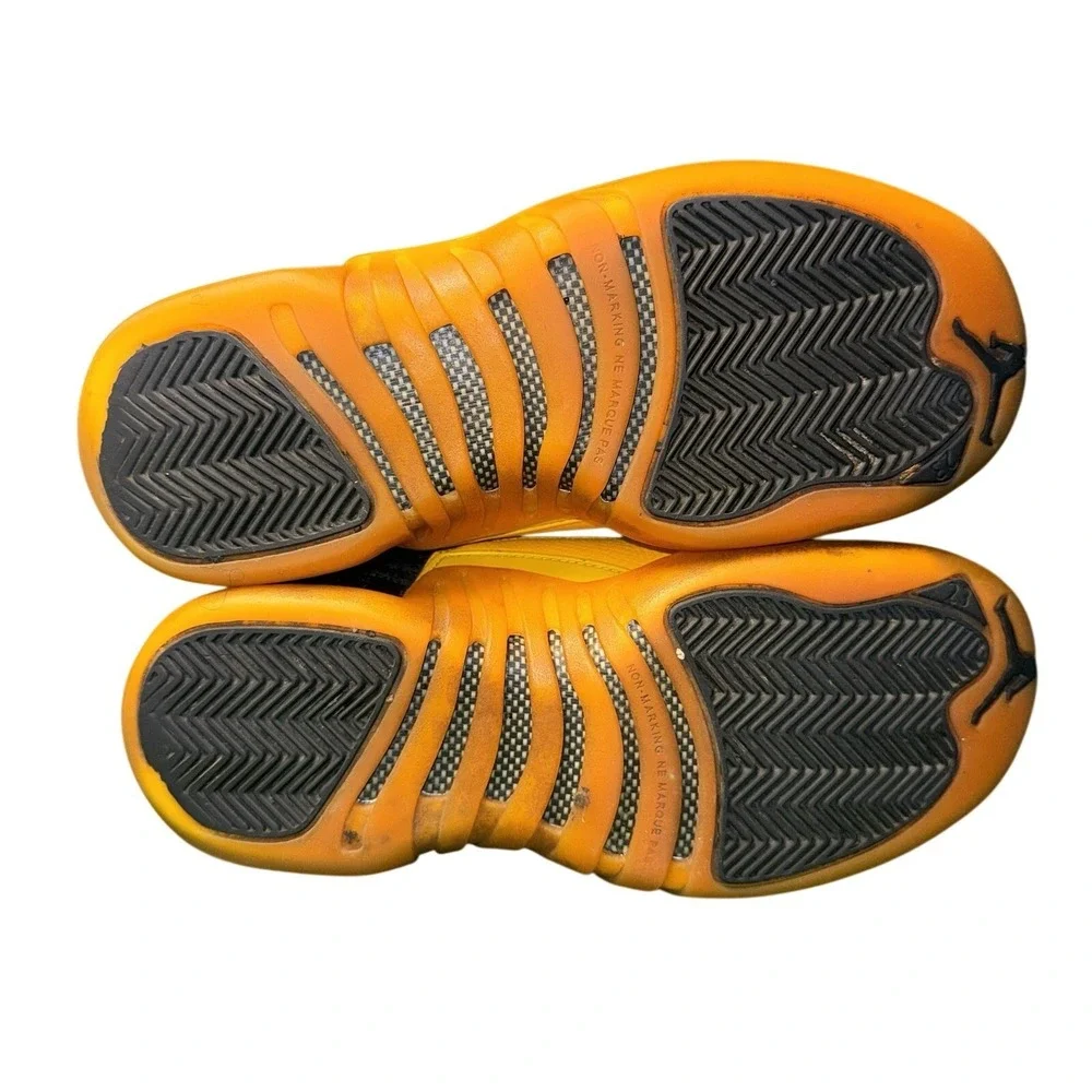 Air Jordan 12 Retro Mid University Gold Black 153265-070 GS Size‎ 5.5Y